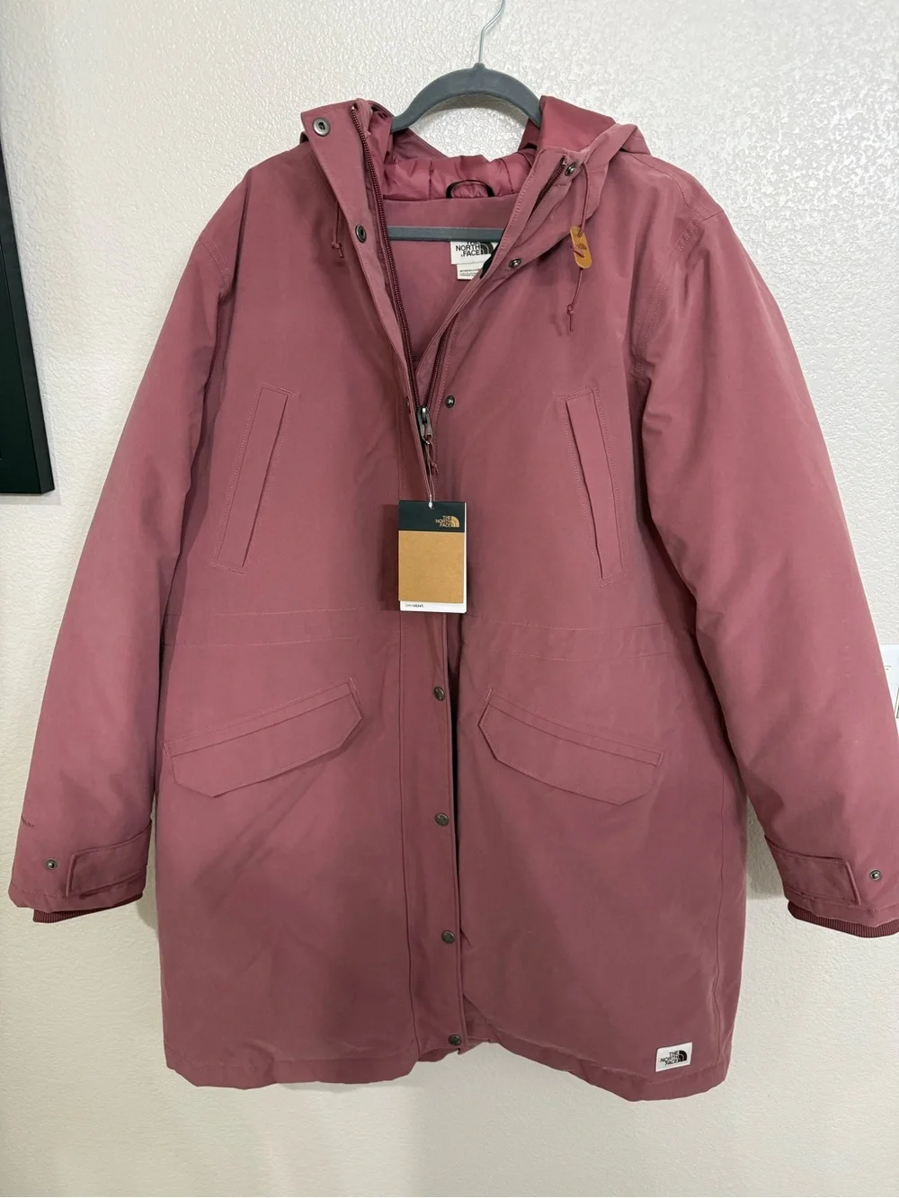 The North Face Women's Mauve Hooded Puffer Parka